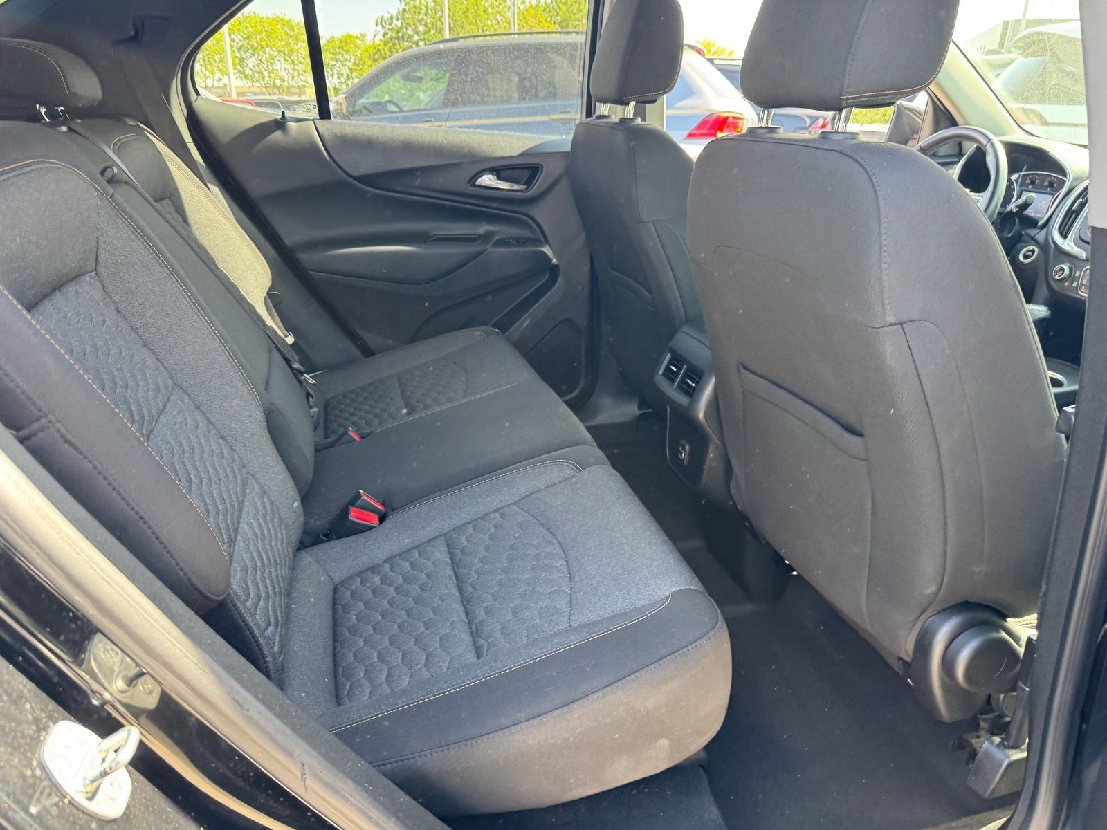 Used 2020 Chevrolet Equinox LT FWD image 28