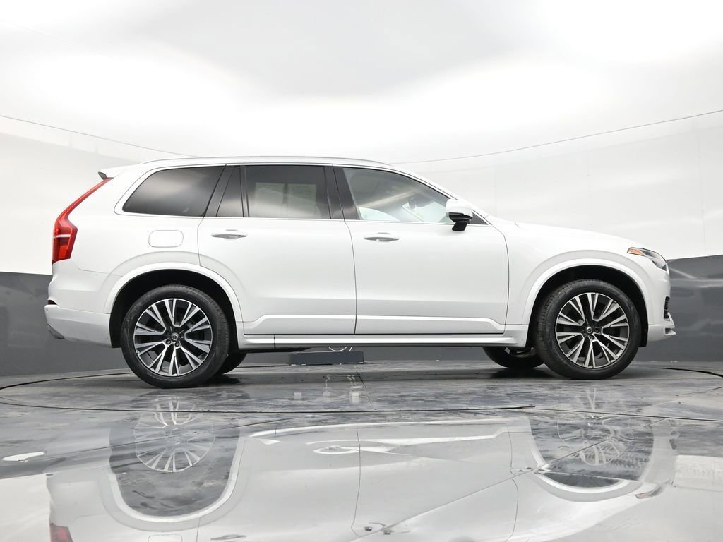 Used 2020 Volvo XC90 T6 Momentum w/ Protection Package Premier image 26
