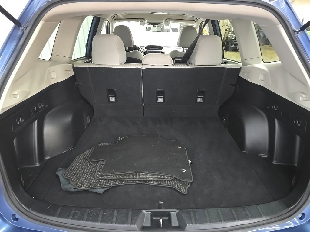 Used 2019 Subaru Forester Premium w/ All-Weather Package image 6