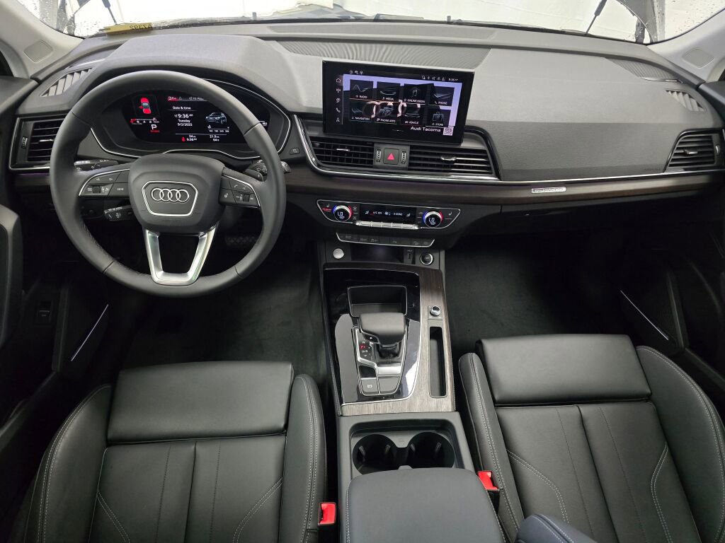 New 2025 Audi Q5 2.0T Premium Plus image 17