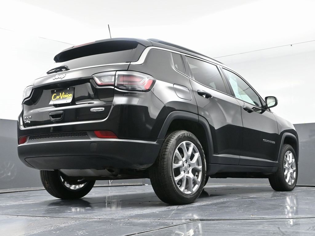 Used 2022 Jeep Compass Latitude w/ Sun and Sound Group image 53