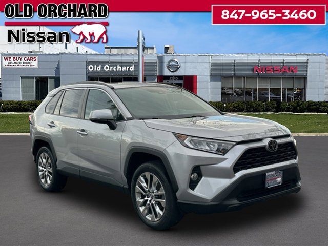 Used 2021 Toyota RAV4 XLE Premium AWD/4WD image 3