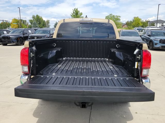 Used 2020 Toyota Tacoma SR5 RWD image 12
