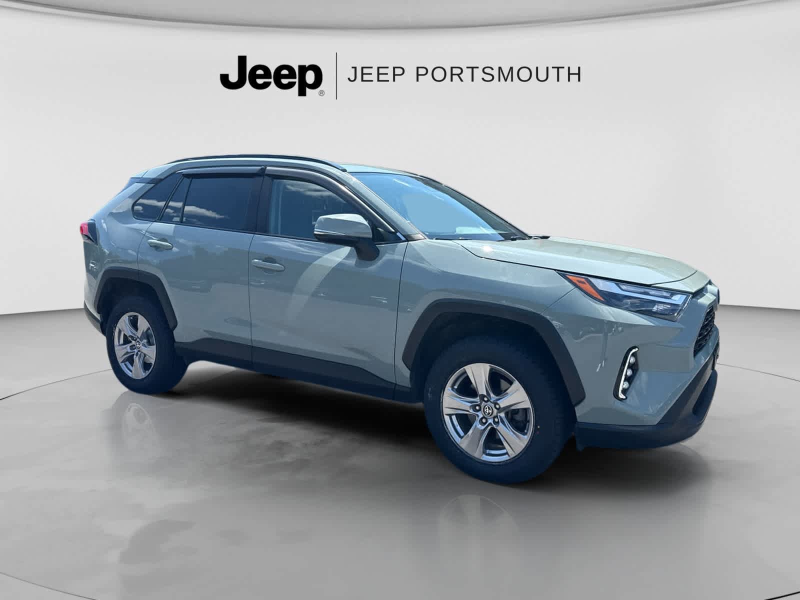 Used 2022 Toyota RAV4 XLE w/ Convenience Package AWD/4WD image 1