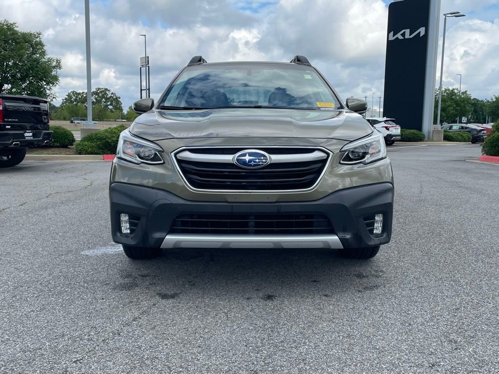 Used 2022 Subaru Outback Limited AWD/4WD image 2