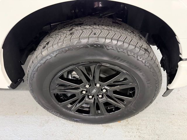 New 2025 Ford F150 Platinum w/ Equipment Group 702A High image 5