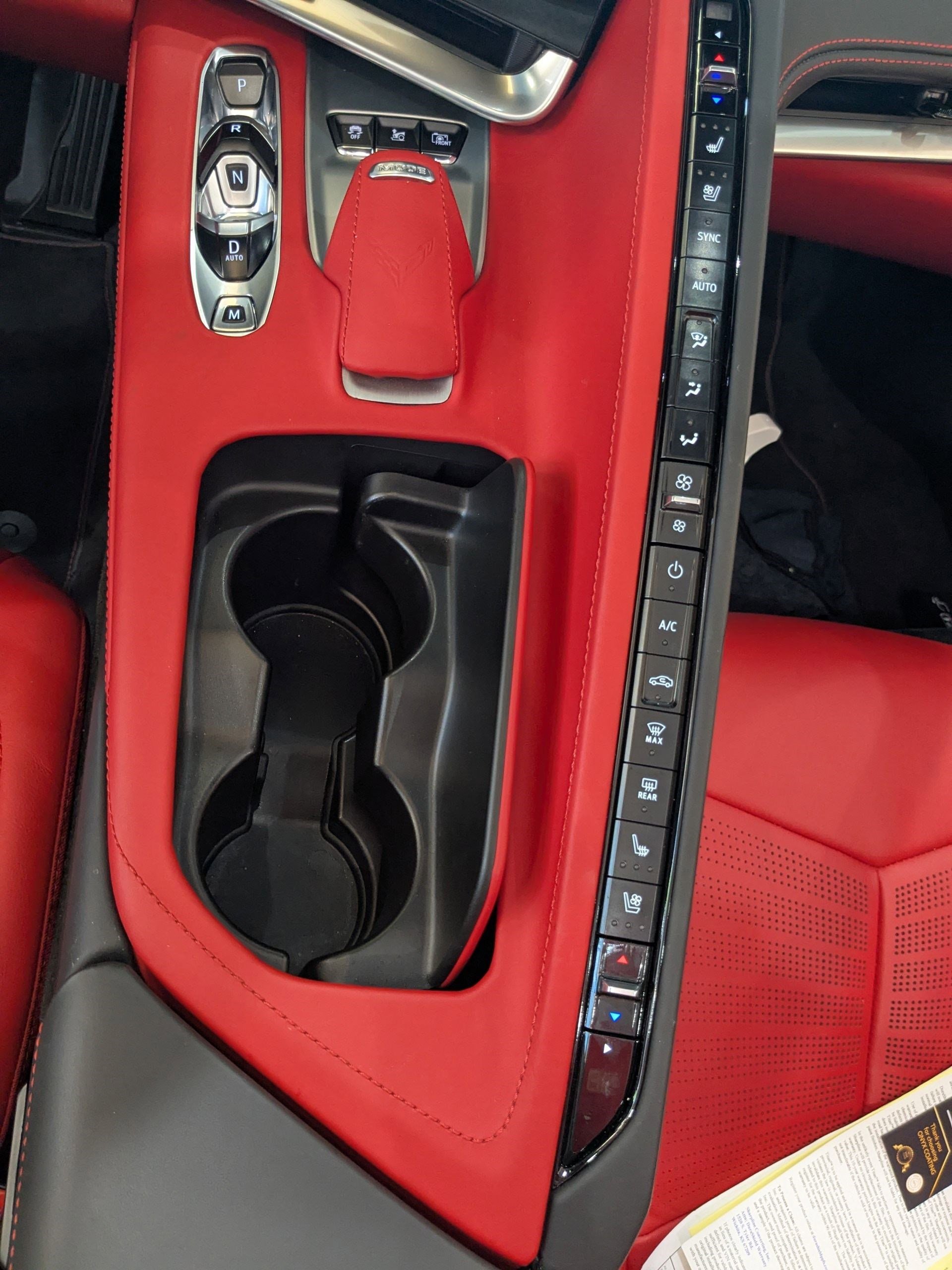 Used 2024 Chevrolet Corvette Stingray Premium Conv w/ Z51 Performance Package image 12