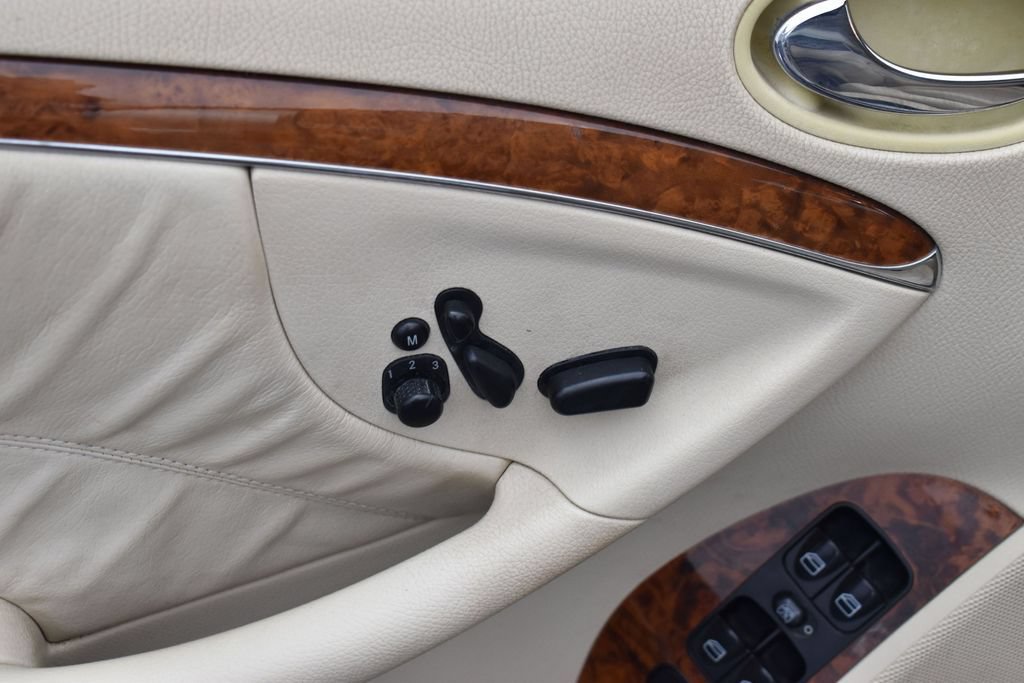 Used 2008 Mercedes-Benz CLK 350 Cabriolet image 15