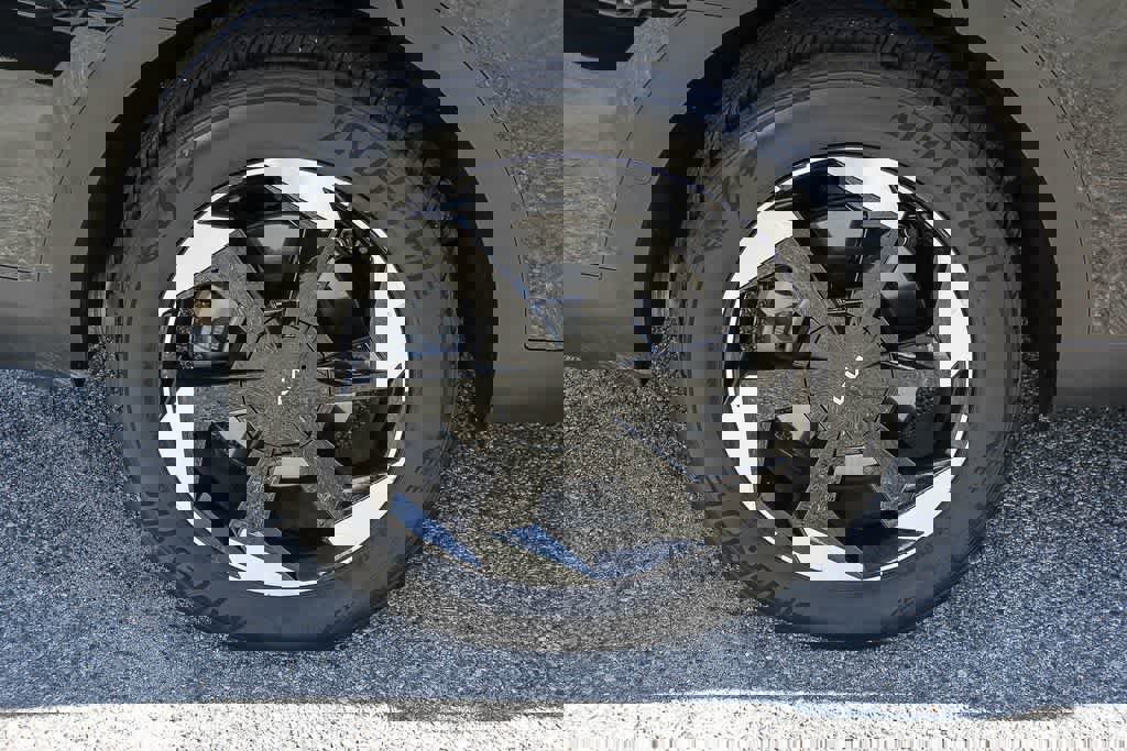 Used 2025 Kia Sorento SX Prestige image 10