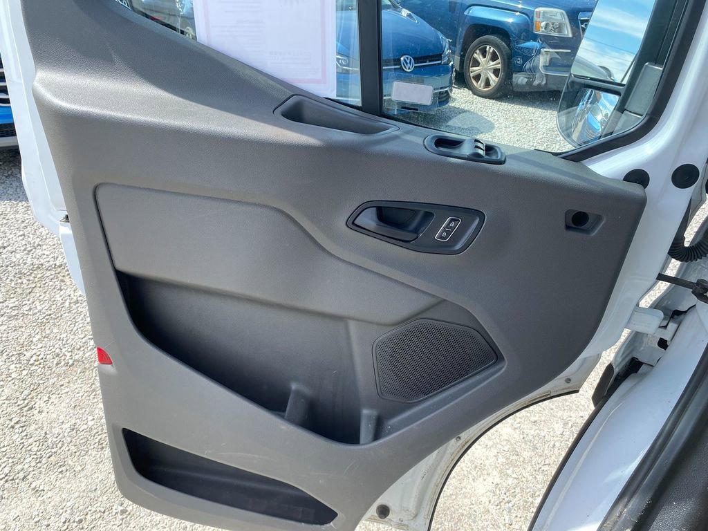 Used 2023 Ford Transit 250 Medium Roof w/ Load Area Protection Package image 11