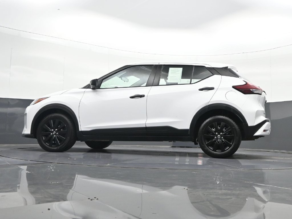 Used 2024 Nissan Kicks S FWD image 27