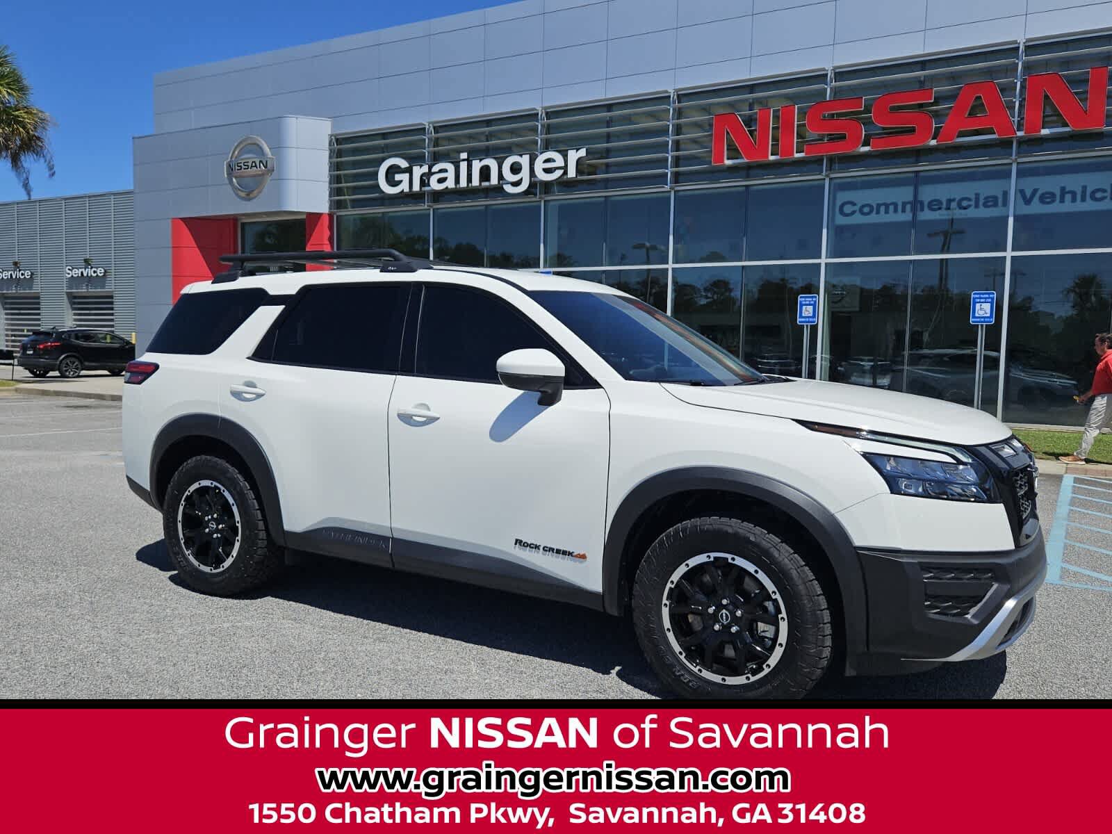 Used 2025 Nissan Pathfinder Rock Creek AWD/4WD image 1