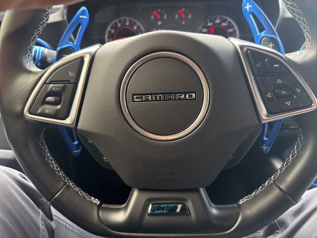 Used 2021 Chevrolet Camaro LT w/ RS Package image 15