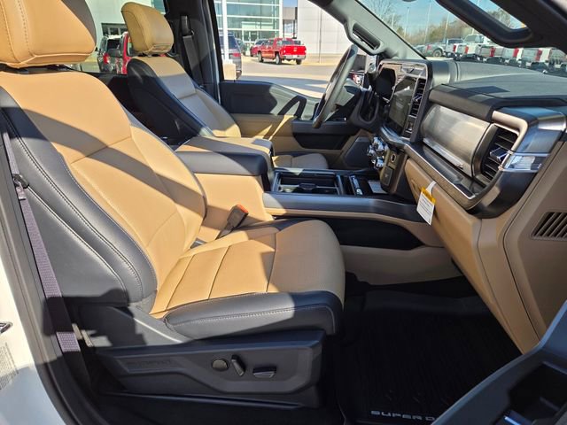 New 2026 Ford F250 Lariat w/ Lariat Ultimate Package image 40