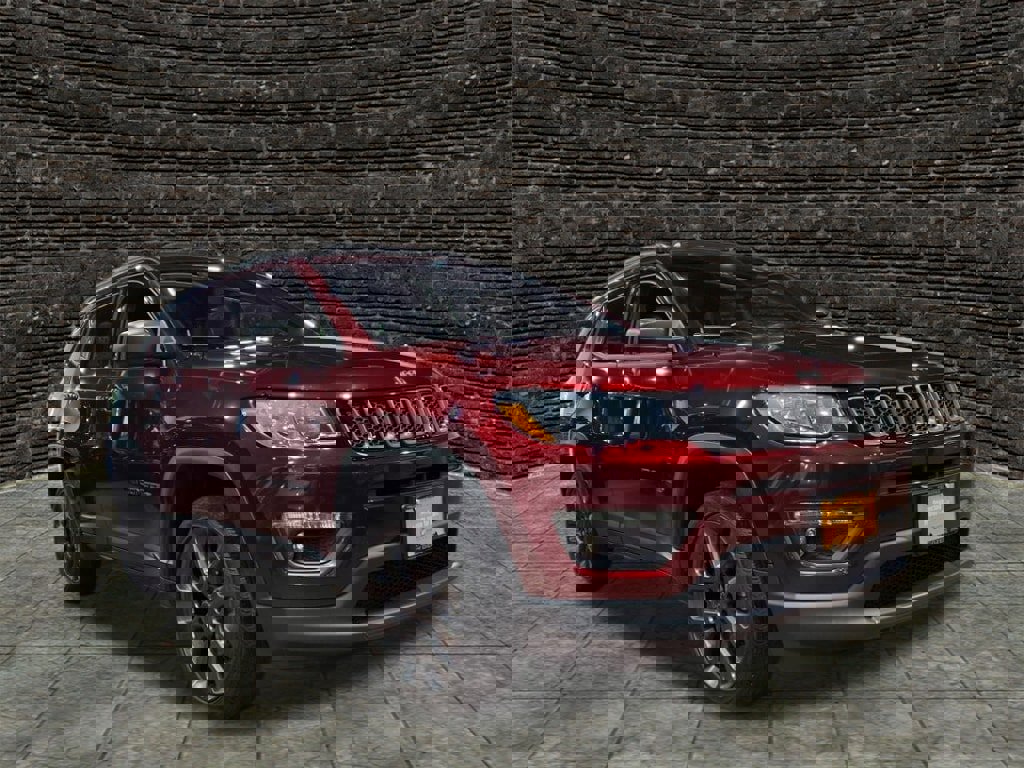 Certified 2021 Jeep Compass Latitude w/ Sun and Sound Group image 1