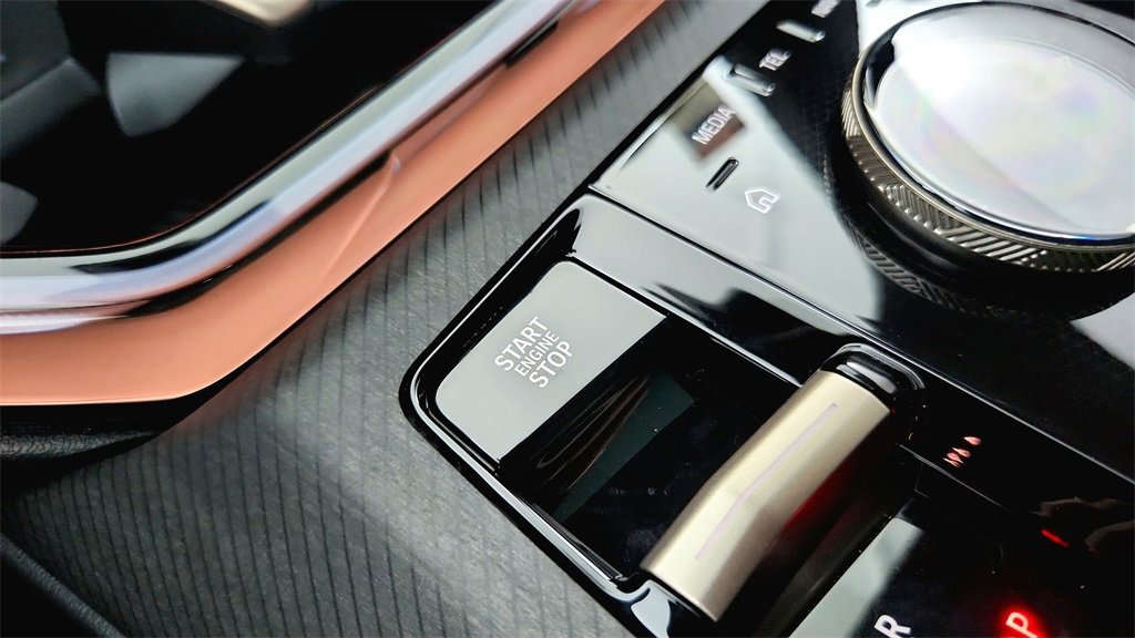 Used 2025 BMW X3 xDrive30i w/ Premium Package image 28