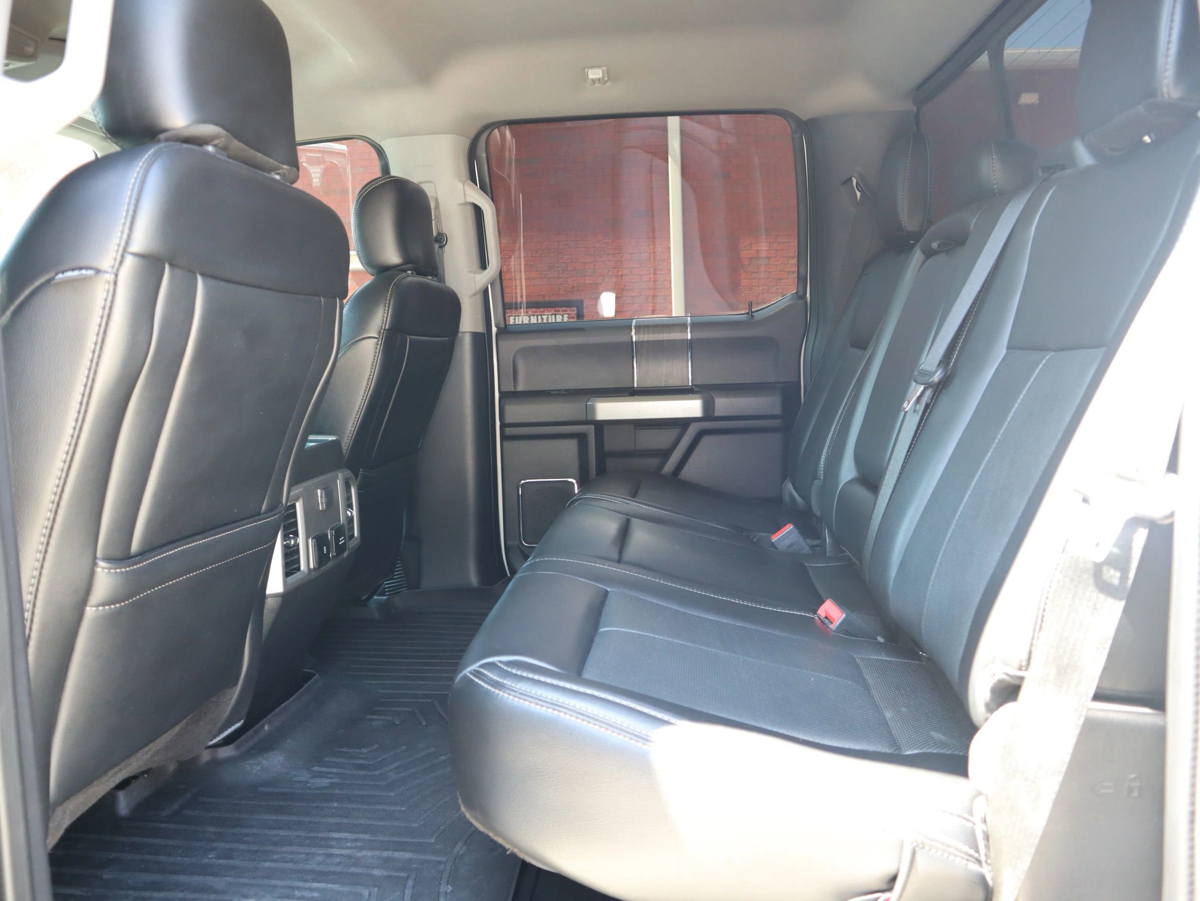 Used 2021 Ford F350 Lariat w/ Lariat Ultimate Package image 13