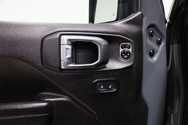 Used 2024 Jeep Wrangler Unlimited AWD/4WD image 20
