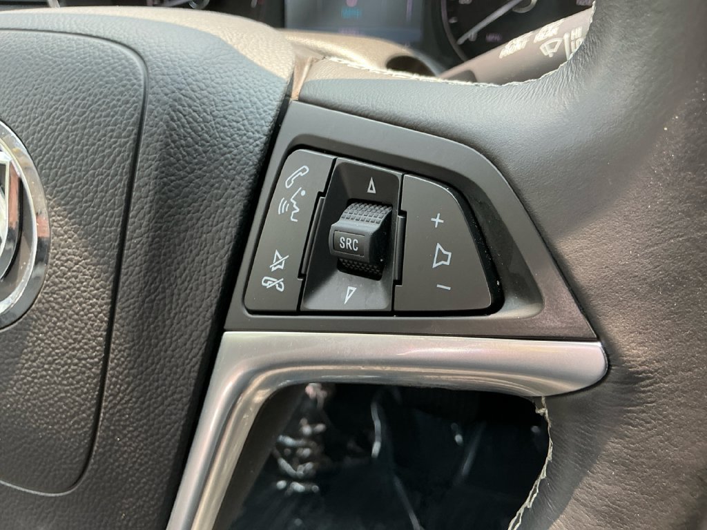 Used 2022 Buick Encore Preferred w/ Safety Package AWD/4WD image 20