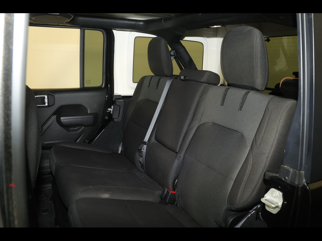 Used 2023 Jeep Wrangler Unlimited w/ Convenience Group AWD/4WD image 26