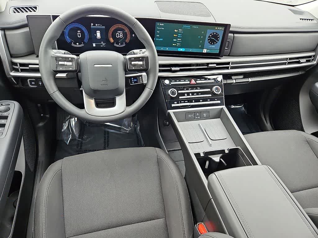 Used 2026 Hyundai Santa Fe SE FWD image 10
