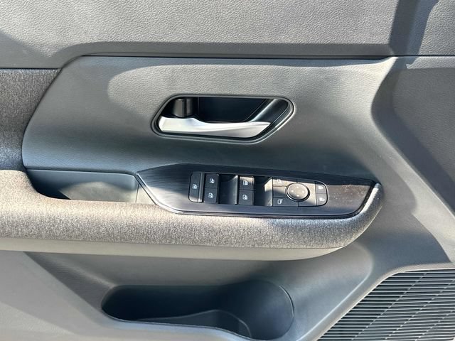 New 2026 Nissan Kicks SV w/ SV Premium Package image 7