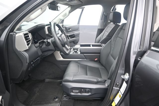 Used 2024 Toyota Tundra Limited AWD/4WD image 12