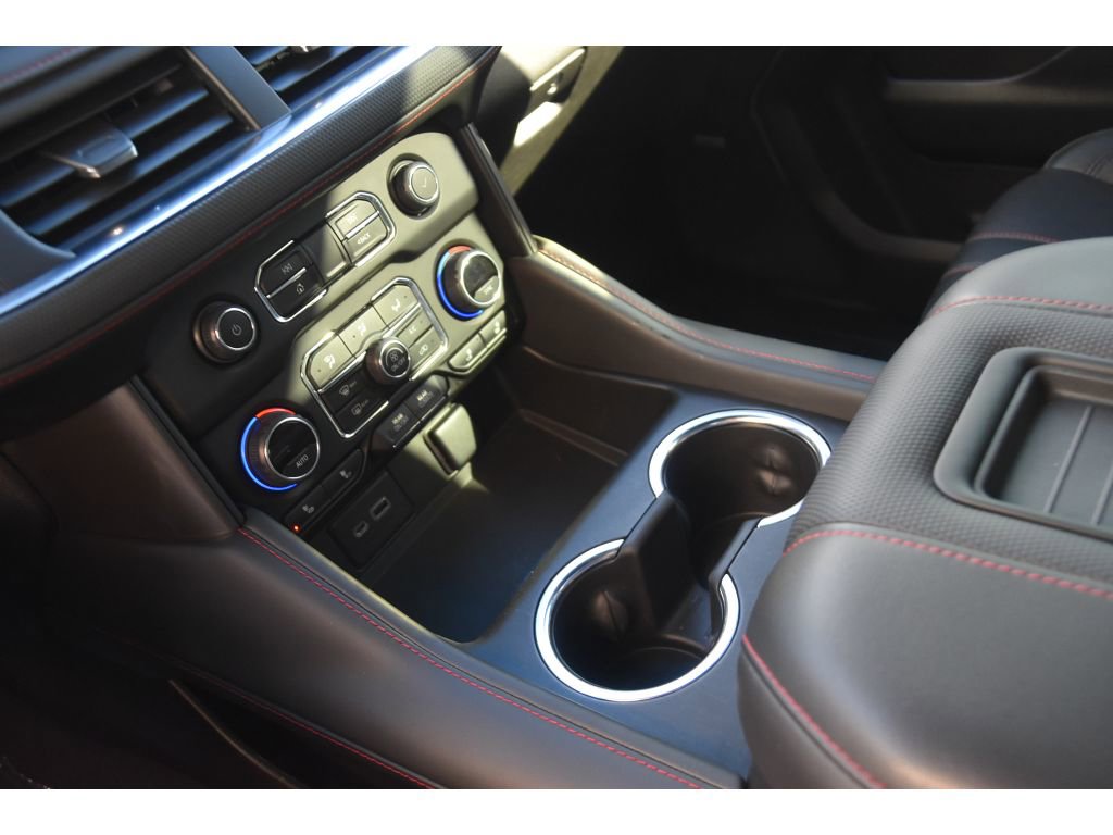 Used 2022 Chevrolet Suburban RST w/ Luxury Package image 37