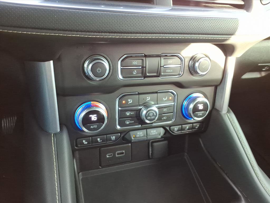 Used 2021 GMC Yukon SLT w/ SLT Luxury Plus Package image 19