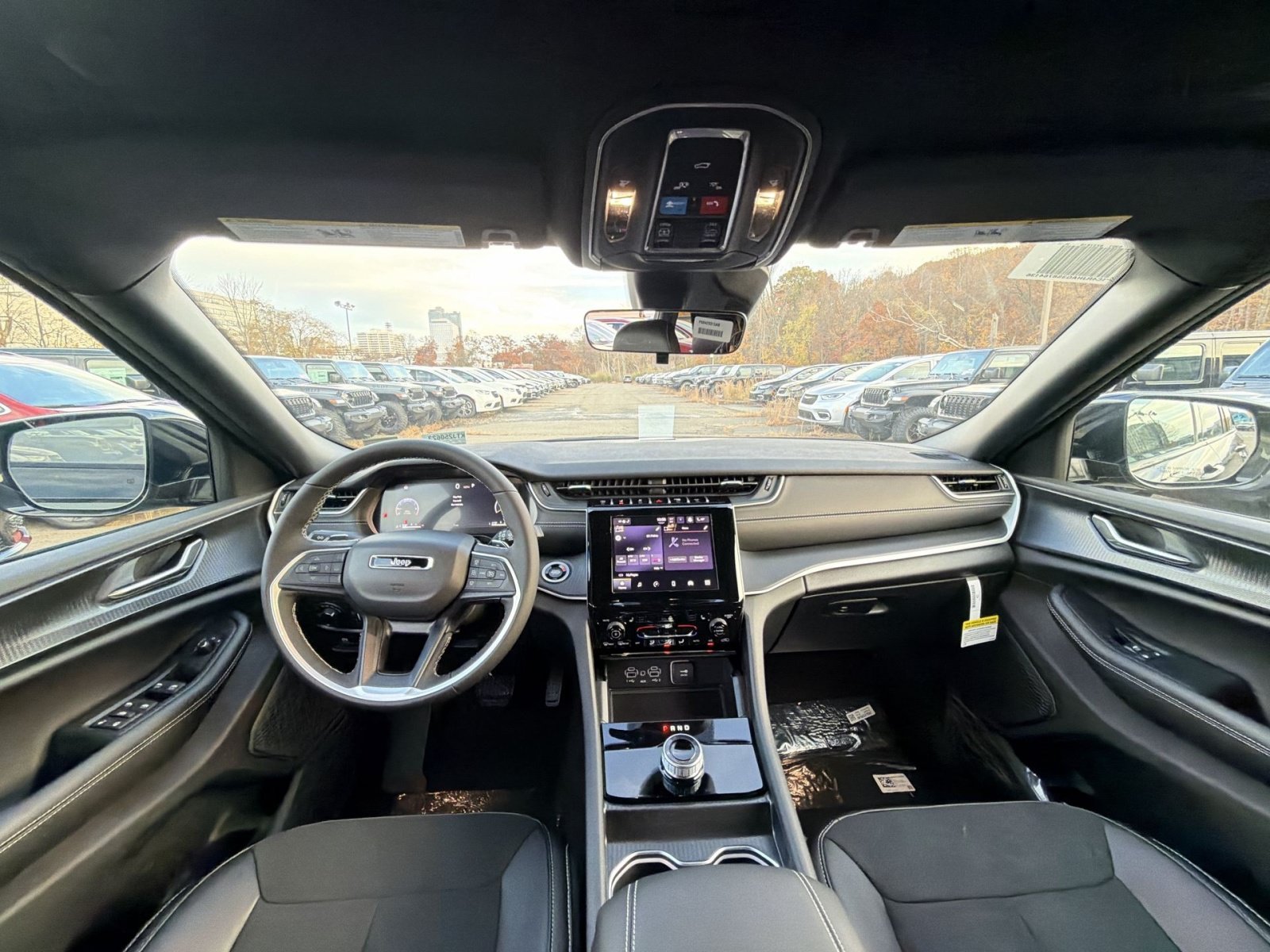 New 2025 Jeep Grand Cherokee Altitude AWD/4WD image 22