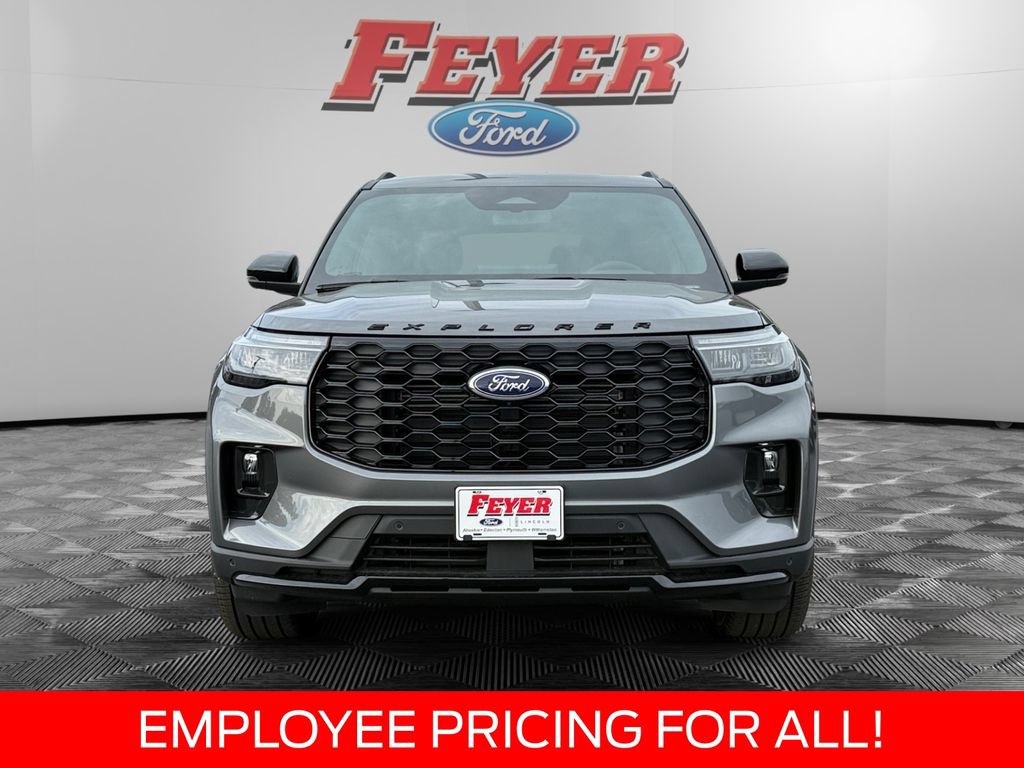 New 2026 Ford Explorer ST-Line w/ ST-Line Street Pack AWD/4WD image 8