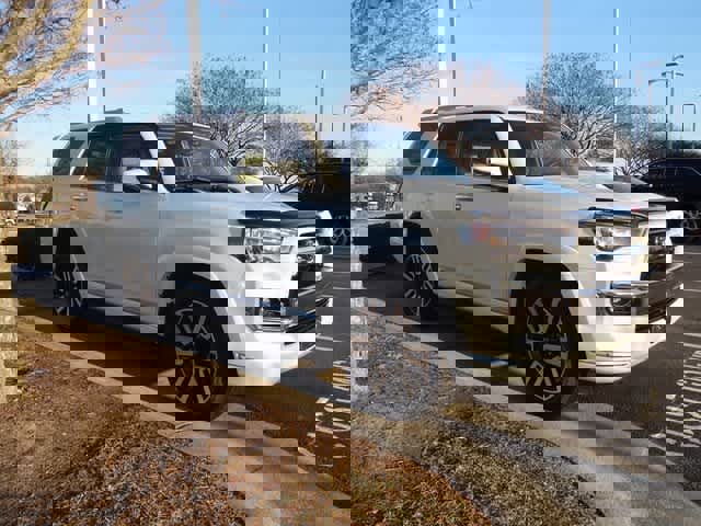 Used 2023 Toyota 4Runner Limited image 2