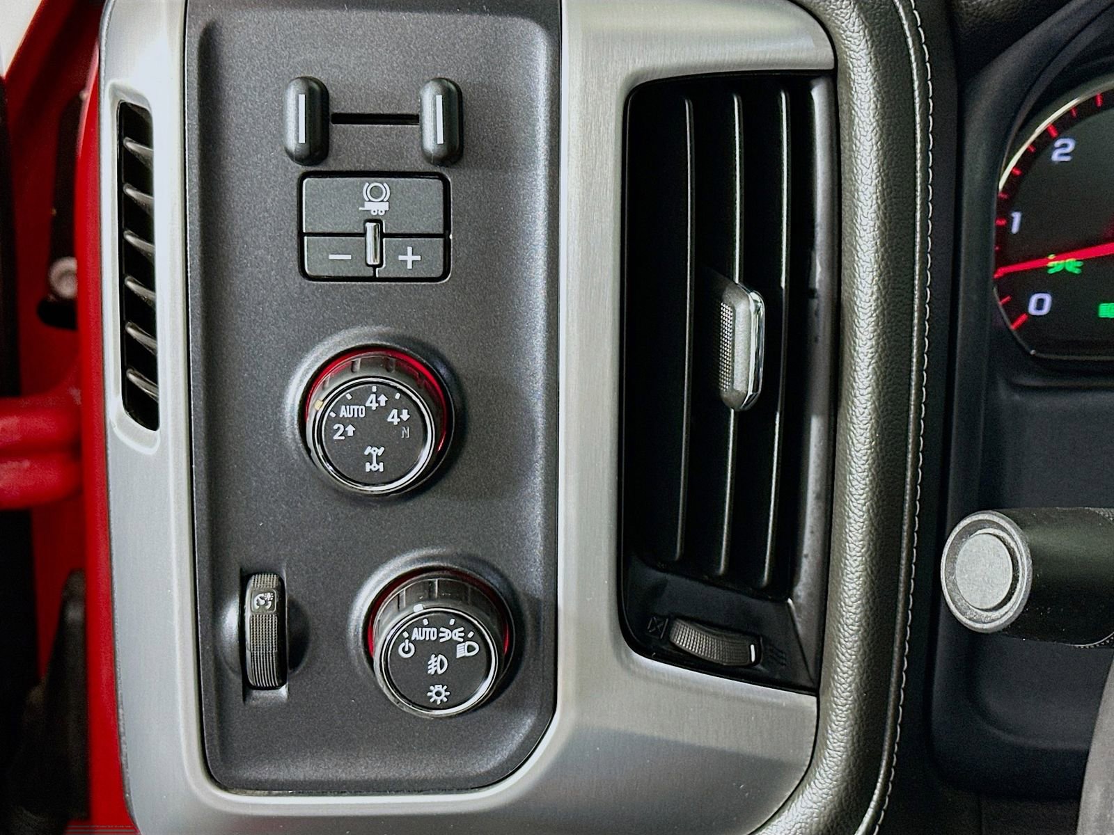 Used 2016 GMC Sierra 1500 SLT image 11