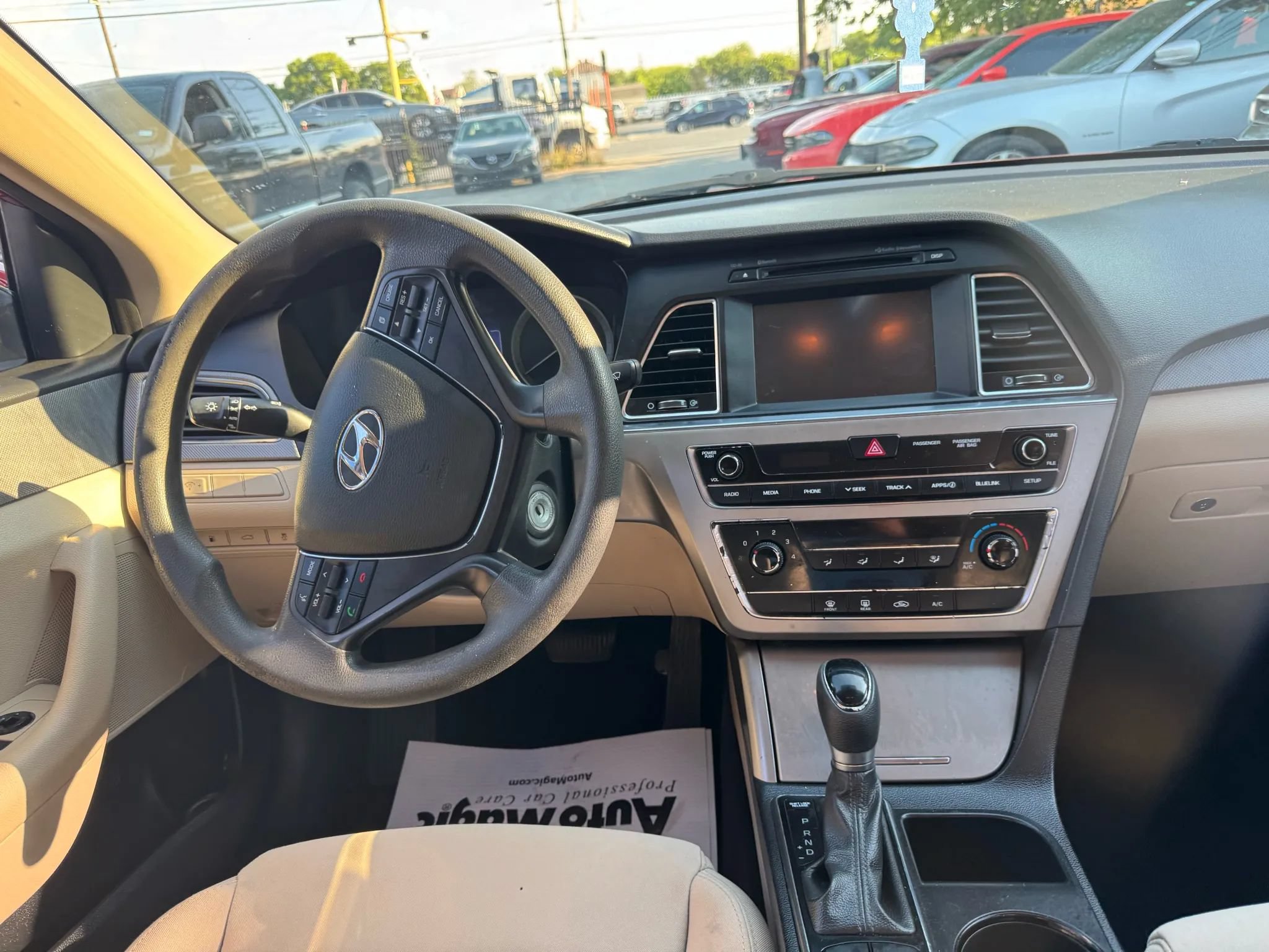 Used 2016 Hyundai Sonata SE w/ Winter Weather Package FWD image 12