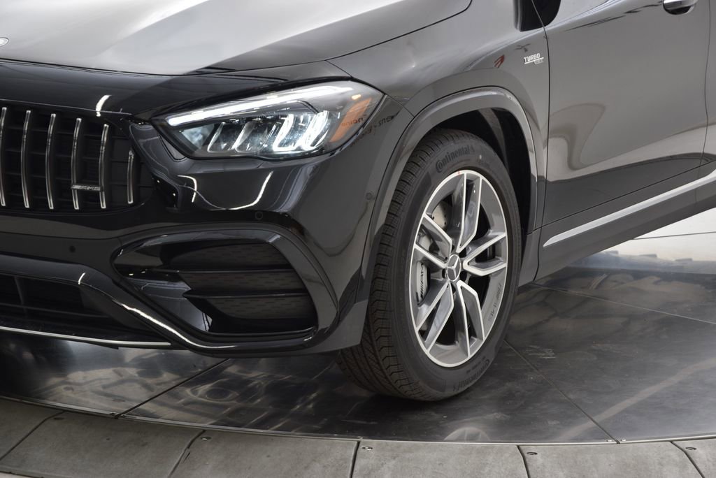 New 2026 Mercedes-Benz GLA 35 AMG 4MATIC image 11