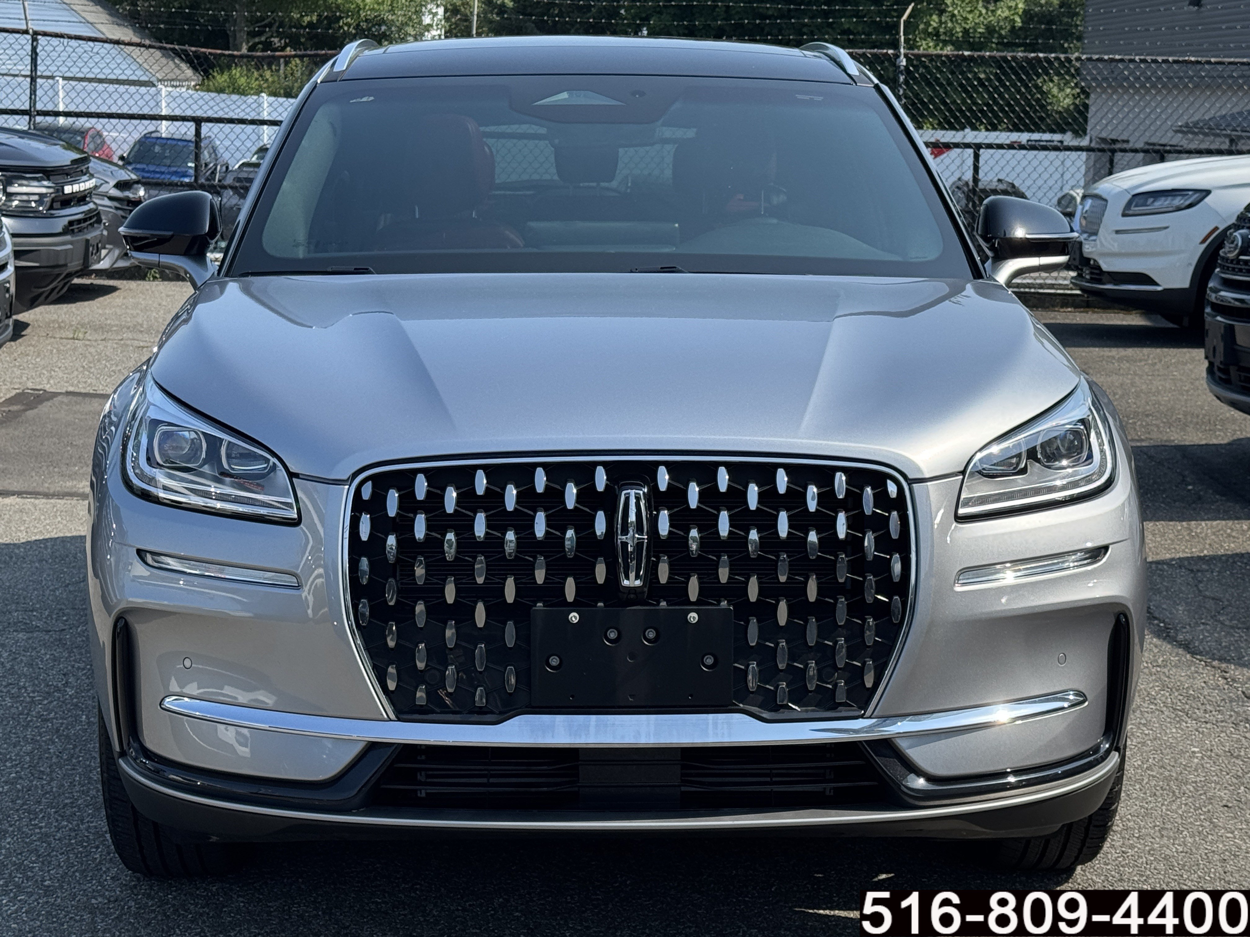 Used 2023 Lincoln Corsair Reserve w/ Equipment Group 201A AWD/4WD image 2