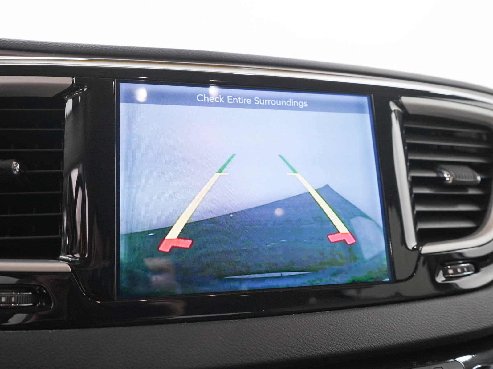 Used 2017 Chrysler Pacifica Touring-L FWD image 27