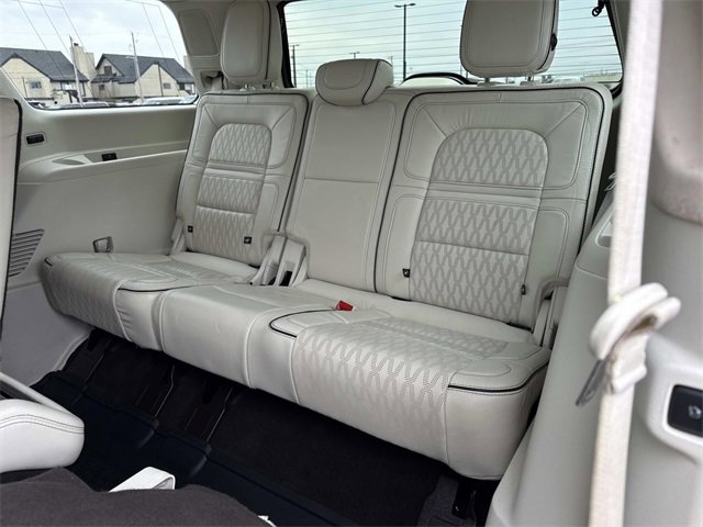 Used 2021 Lincoln Navigator Black Label w/ Cargo Convenience Package image 13