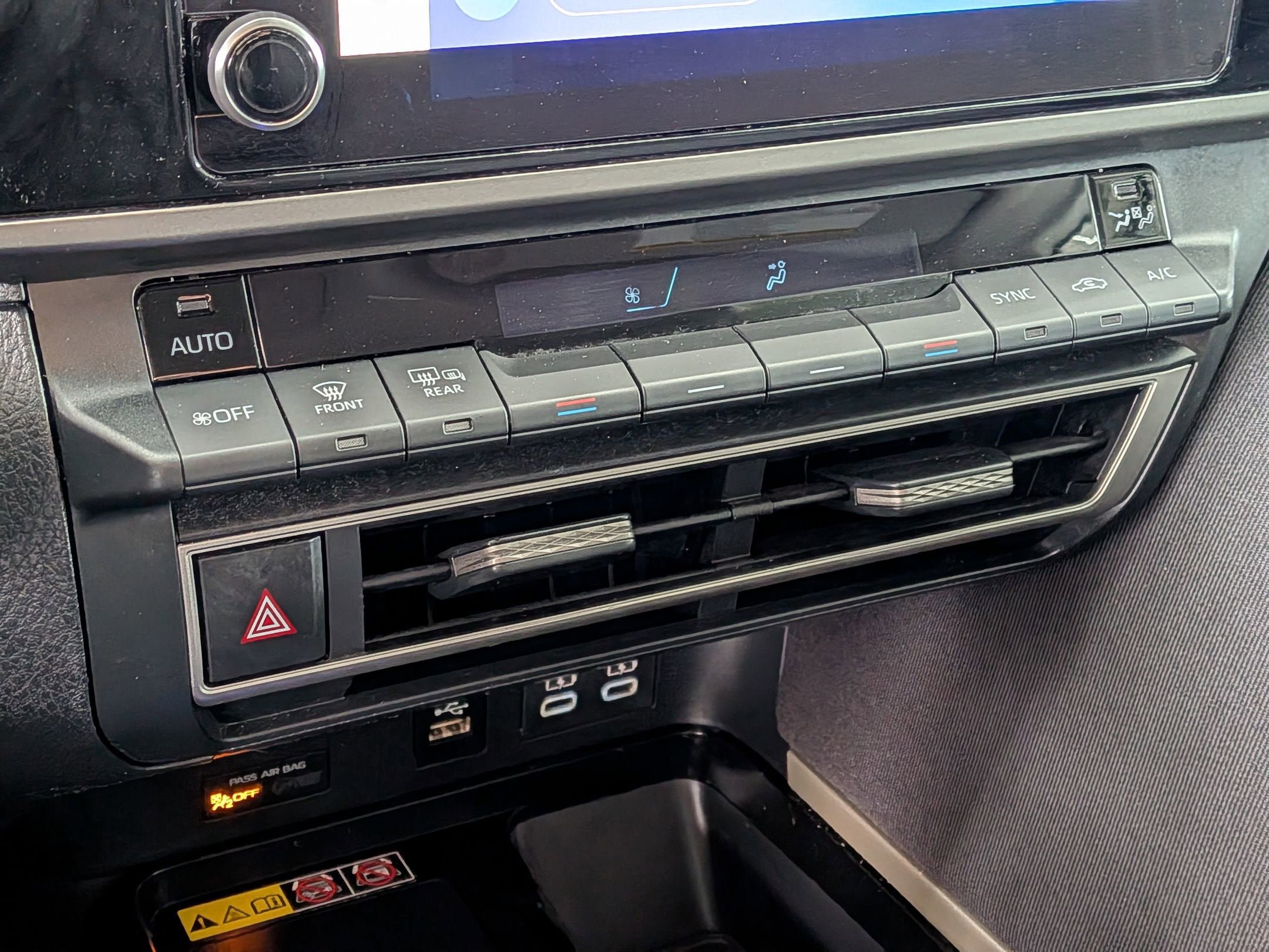 Certified 2025 Toyota Camry LE FWD image 21