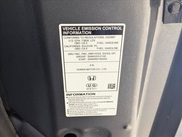 Used 2025 Honda Pilot Touring image 24