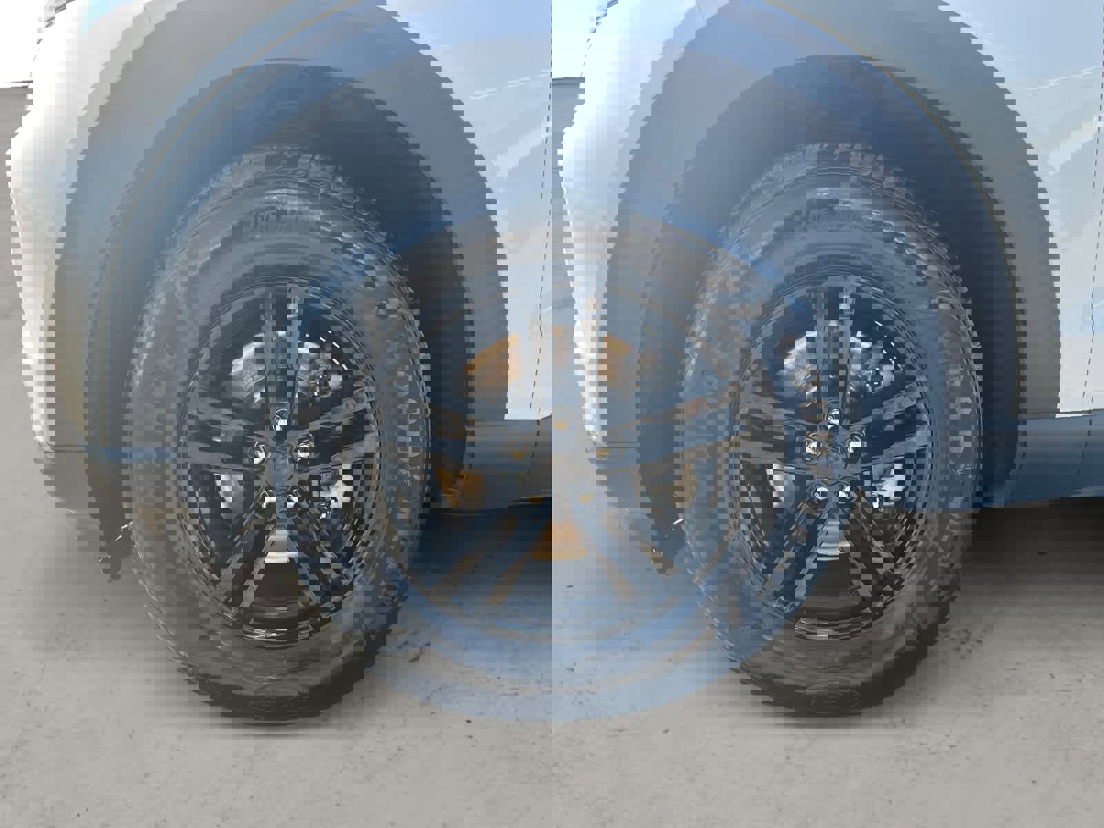 Used 2020 Ford Explorer XLT w/ Equipment Group 202A AWD/4WD image 10