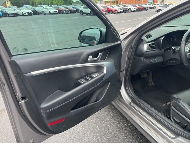 Used 2023 Genesis G70 2.0T AWD/4WD image 5