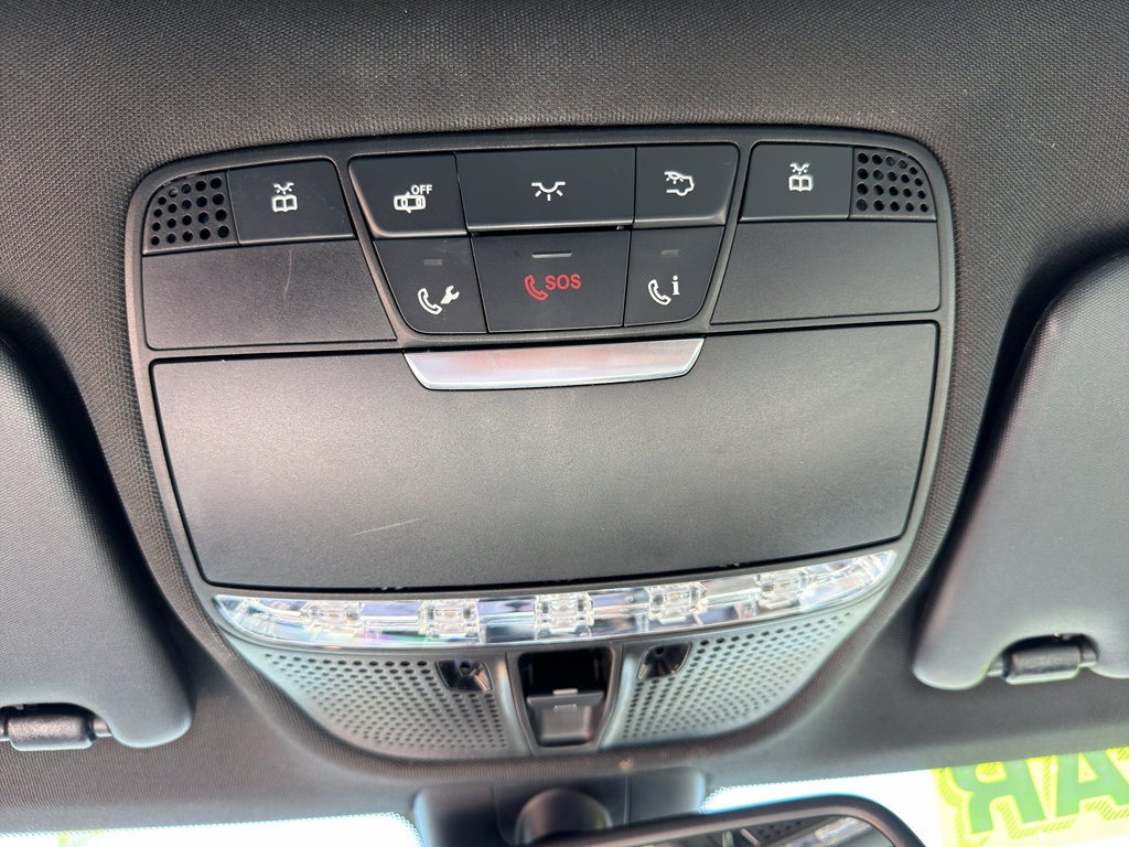 Used 2018 Mercedes-Benz C 300 Sedan image 23