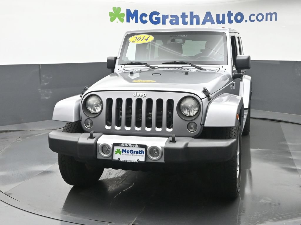 Used 2014 Jeep Wrangler Unlimited Sahara w/ Connectivity Group AWD/4WD image 21