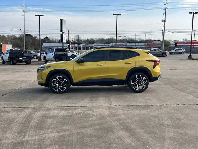 Certified 2024 Chevrolet Trax RS w/ Sunroof Package image 8