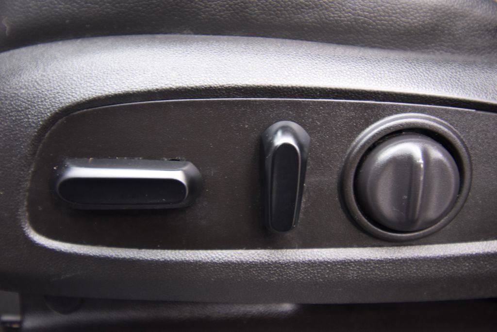 Used 2019 GMC Terrain SLT w/ Preferred Package image 24