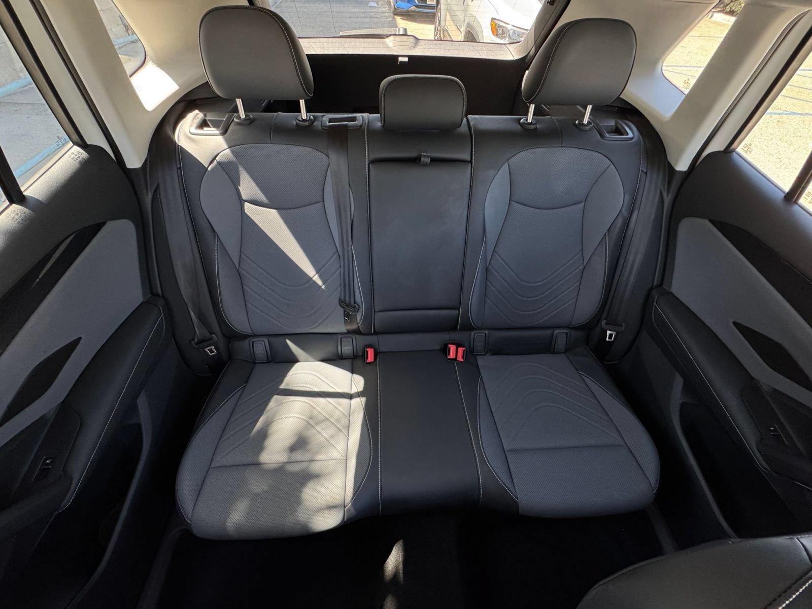 Used 2026 Volkswagen Tiguan SE FWD image 39