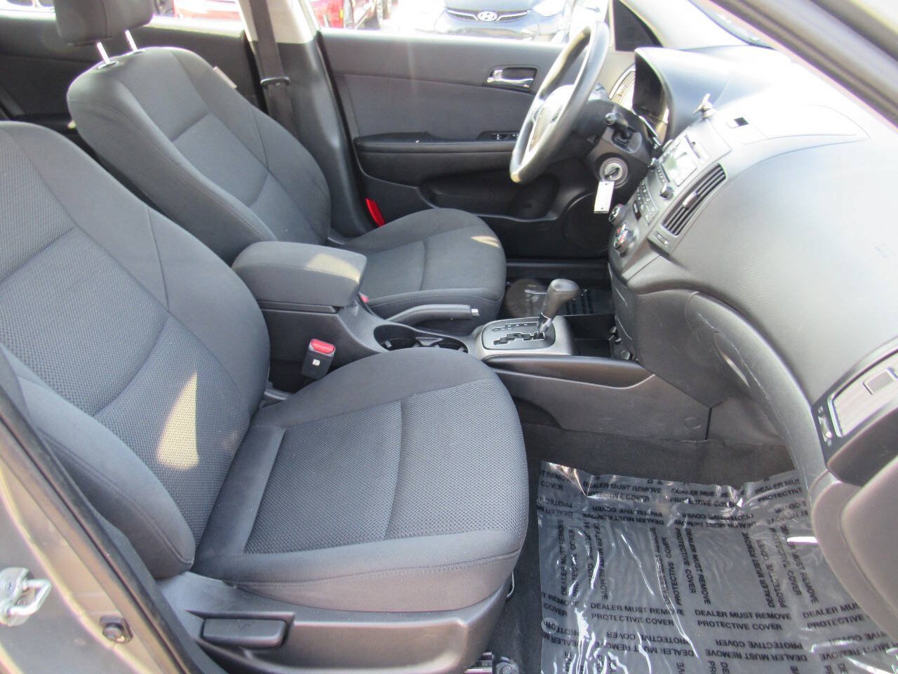 Used 2010 Hyundai Elantra SE w/ Popular Equipment Pkg 2 FWD image 16