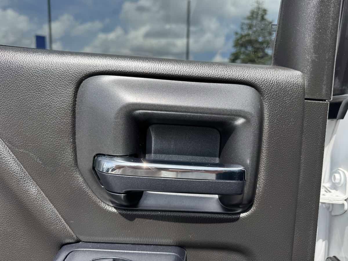 Used 2017 Chevrolet Silverado 1500 LT w/ All Star Edition image 43