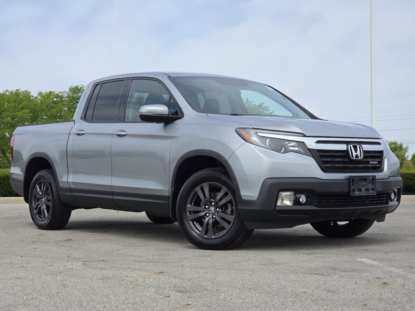 Used 2019 Honda Ridgeline Sport image 2